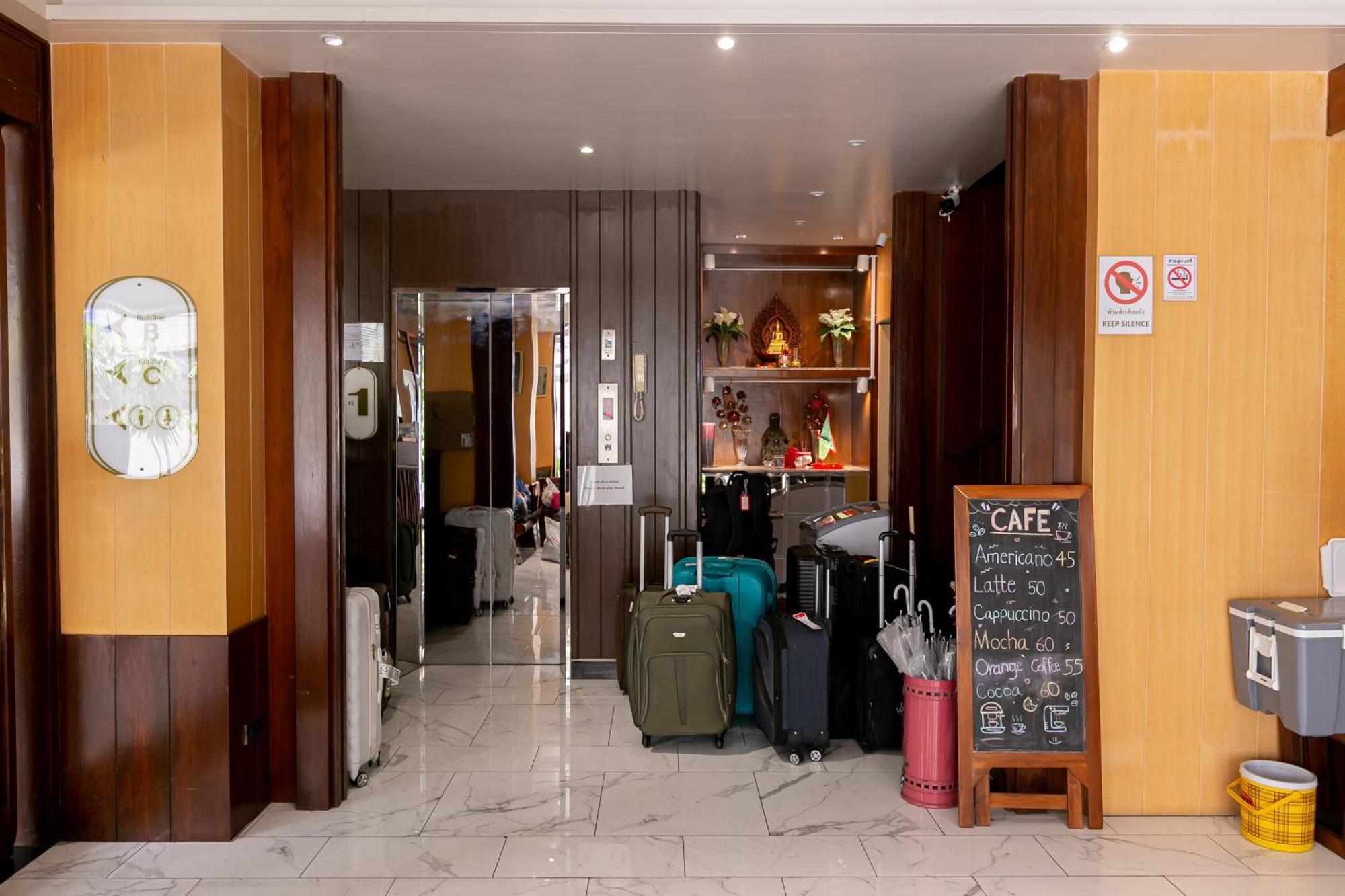 A Room Bangkok Sathorn Exterior foto