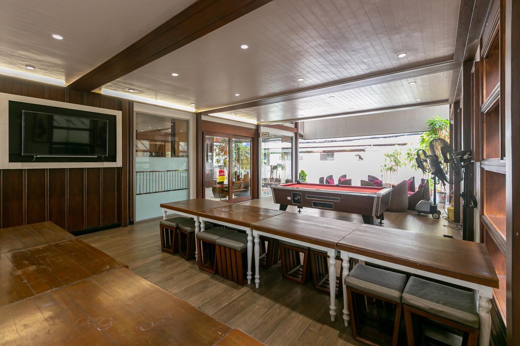 A Room Bangkok Sathorn Exterior foto